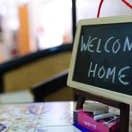 بيت ضيافة Loft Taipas بورتو